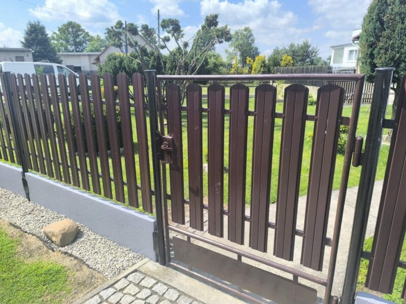 Sztachety metalowe EKO BRĄZ i GRAFIT POŁYSK / MAT obustronnie malowane - obrazek 4